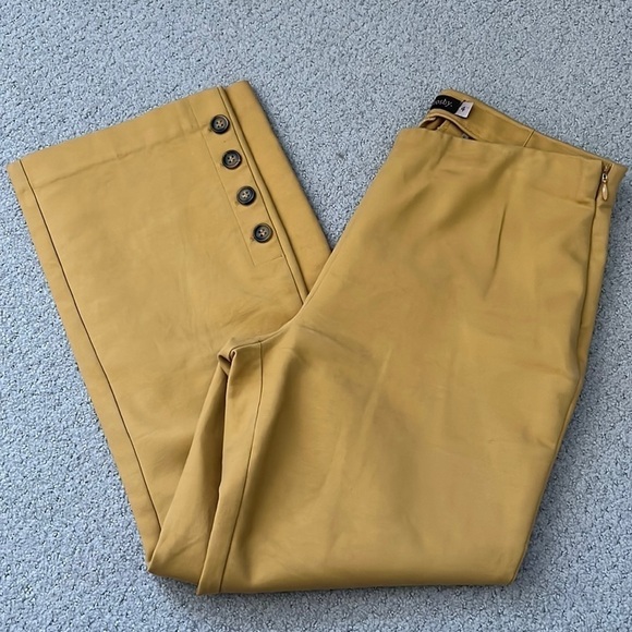 Crosby mustard button detailed Pant Sz 4 cropped pants - Picture 1 of 7